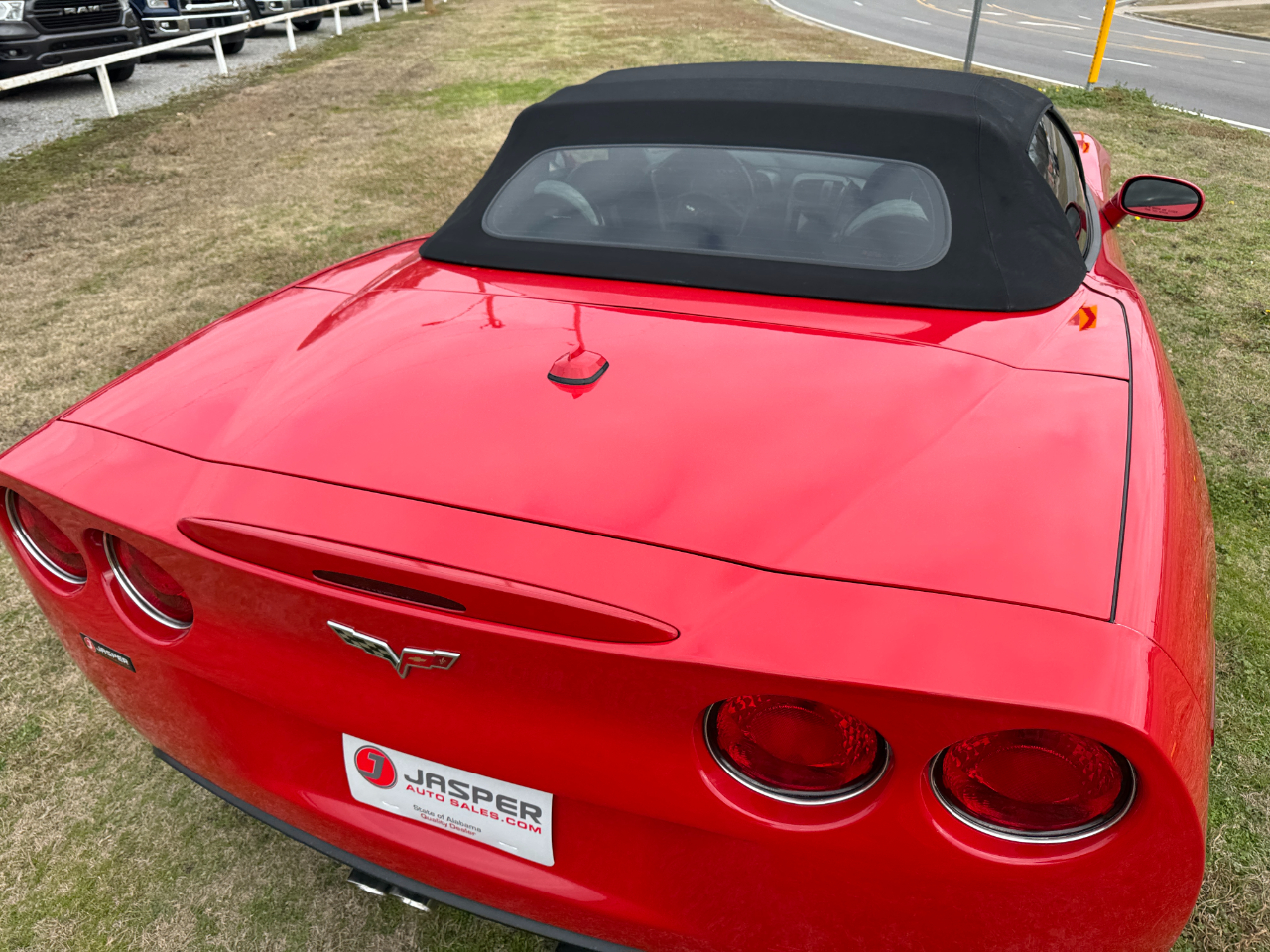 Chevrolet Corvette 2dr Convertible 2005