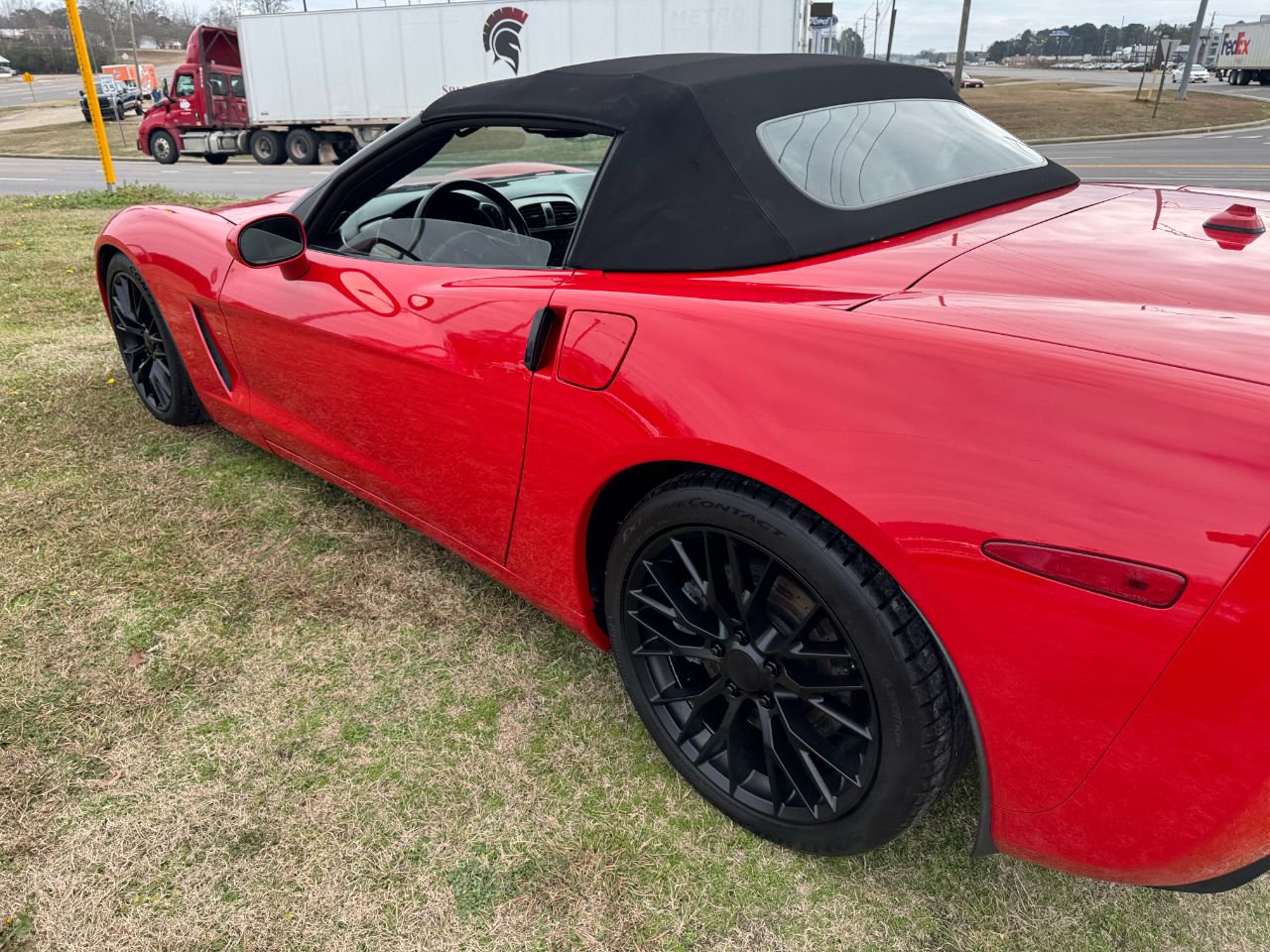 Chevrolet Corvette 2dr Convertible 2005