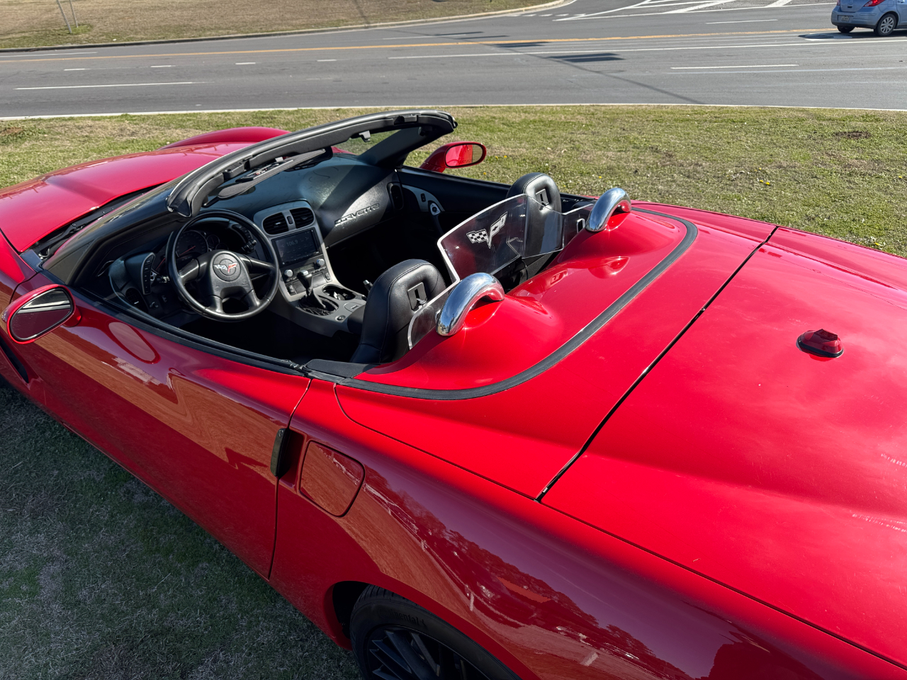 Chevrolet Corvette 2dr Convertible 2005