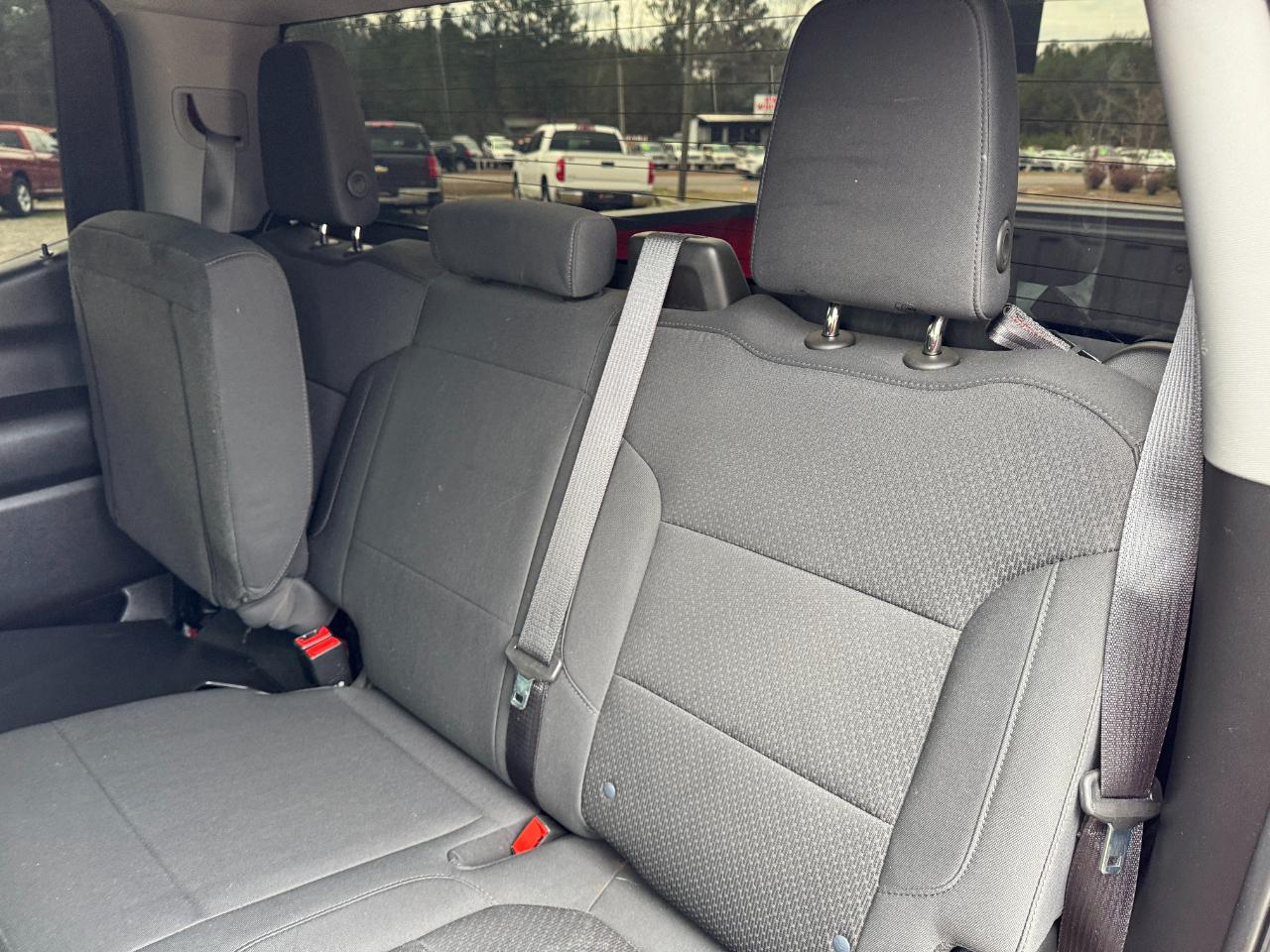 Chevrolet Silverado 1500 2WD Crew Cab 147" Custom 2021