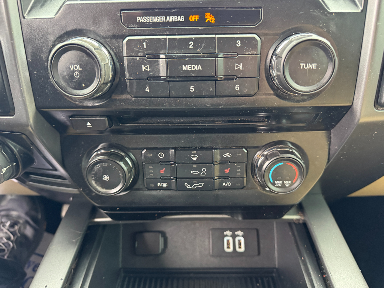 Ford F-150 2WD SuperCrew 157" XLT 2016