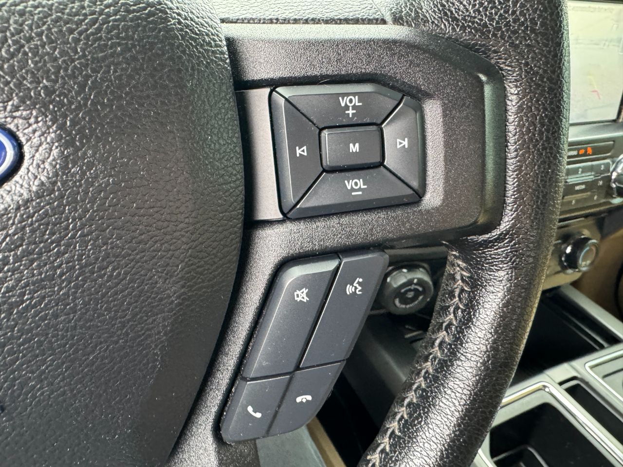 Ford F-150 2WD SuperCrew 157" XLT 2016