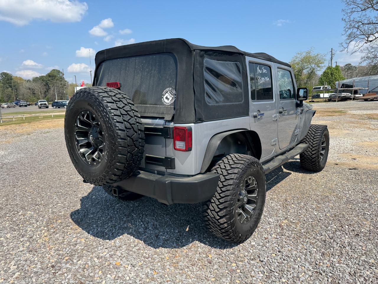 Jeep Wrangler Unlimited 4WD 4dr Sport 2014