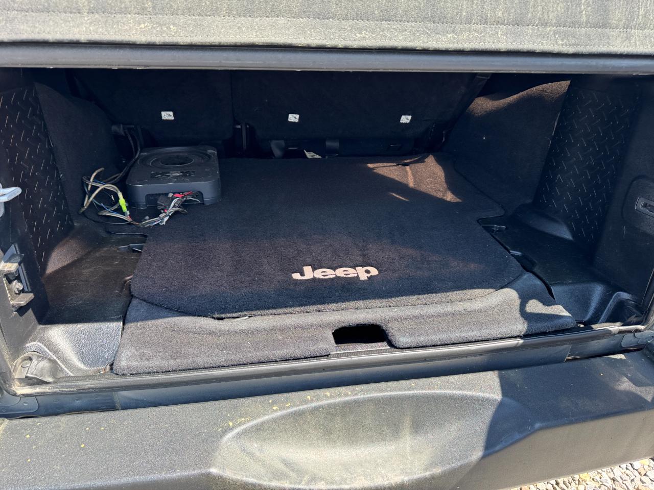 Jeep Wrangler Unlimited 4WD 4dr Sport 2014