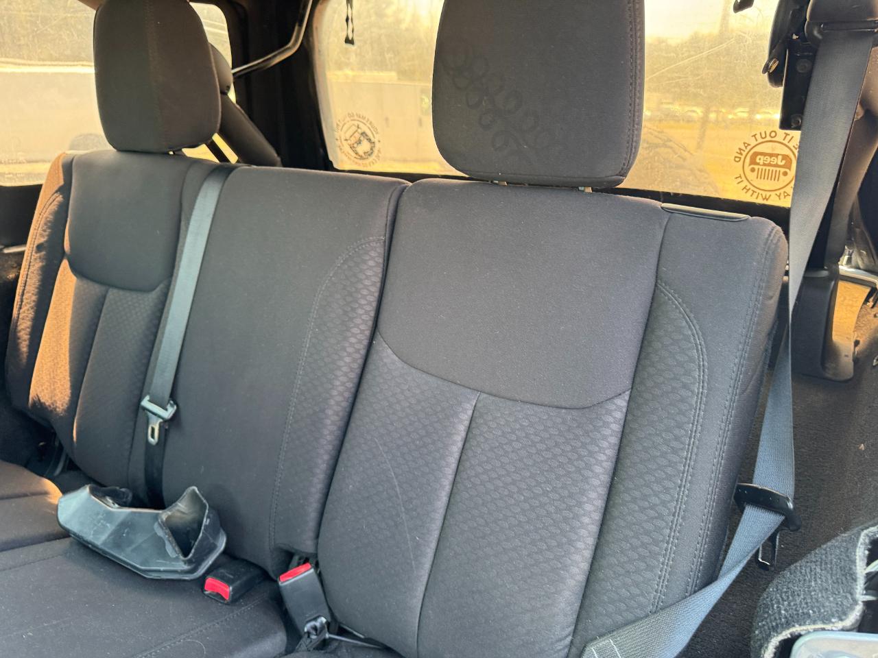 Jeep Wrangler Unlimited 4WD 4dr Sport 2014