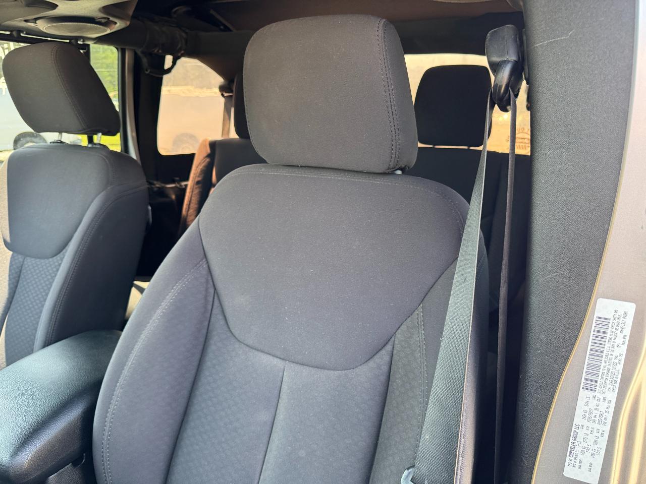 Jeep Wrangler Unlimited 4WD 4dr Sport 2014