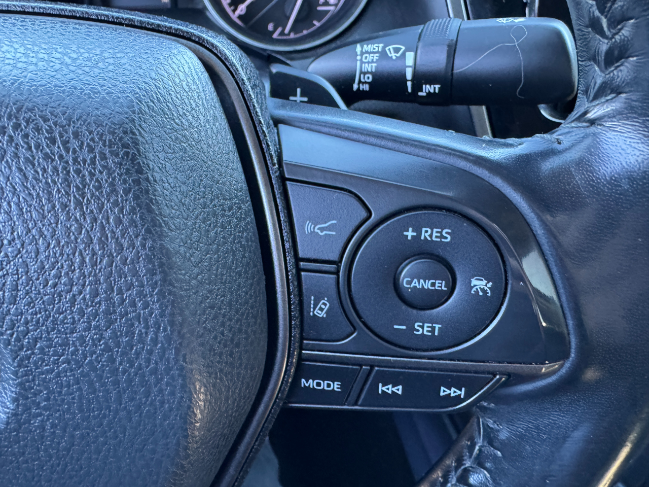 Toyota Camry SE Nightshade Auto (Natl) 2021