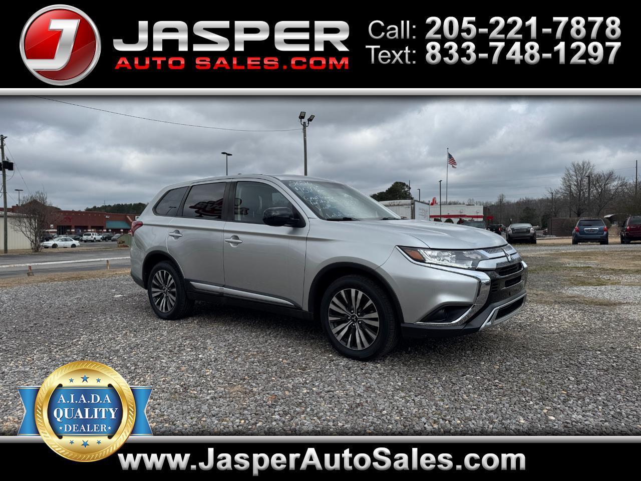 Mitsubishi Outlander ES FWD 2020