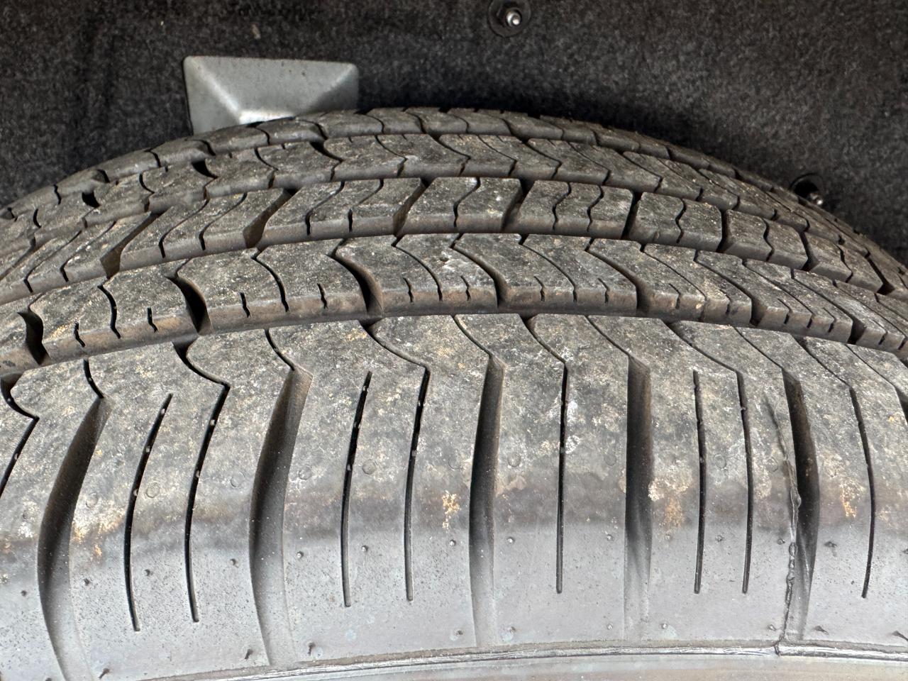 Mitsubishi Outlander ES FWD 2020