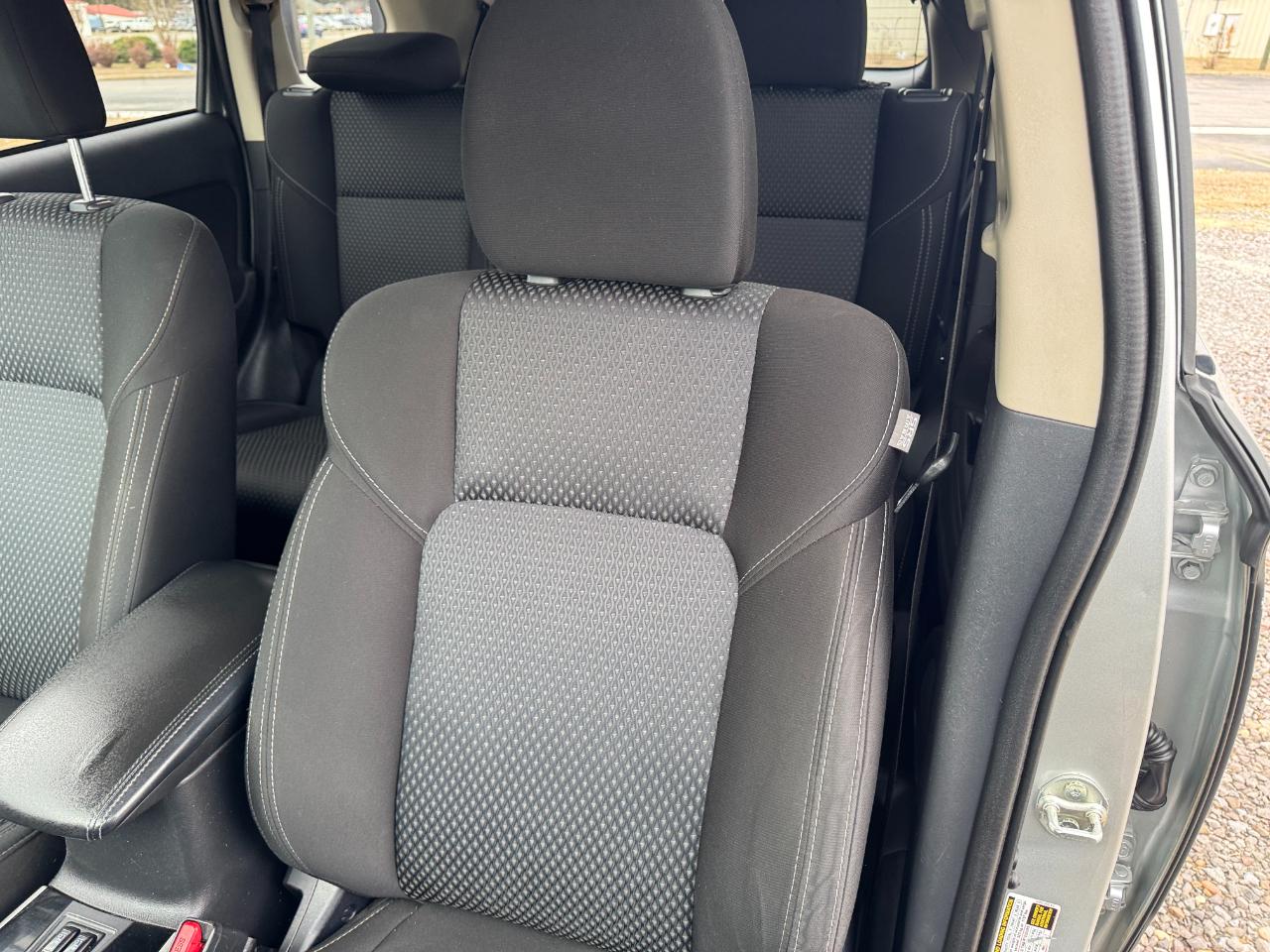 Mitsubishi Outlander ES FWD 2020