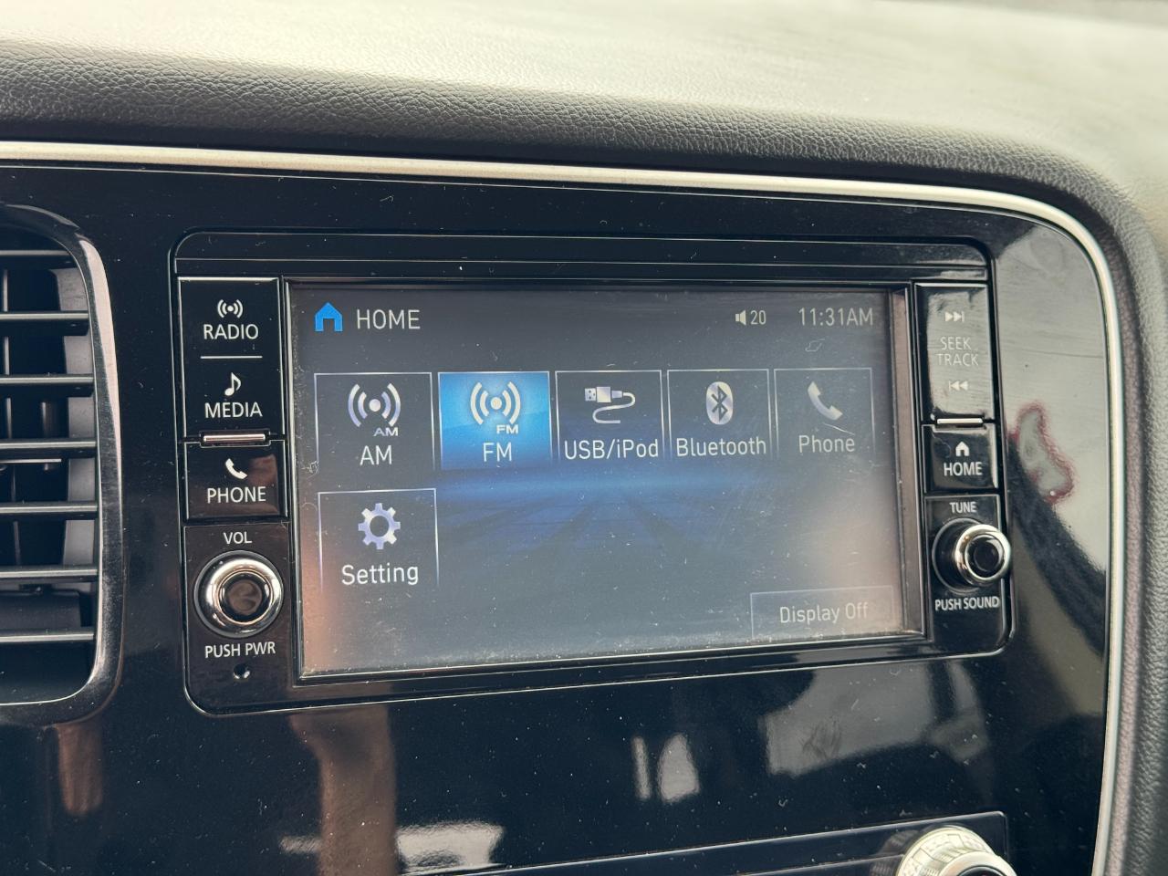 Mitsubishi Outlander ES FWD 2020