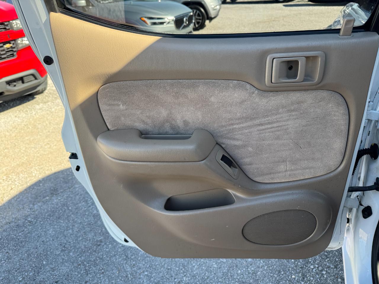 Toyota Tacoma DoubleCab PreRunner V6 Auto (Natl) 2002