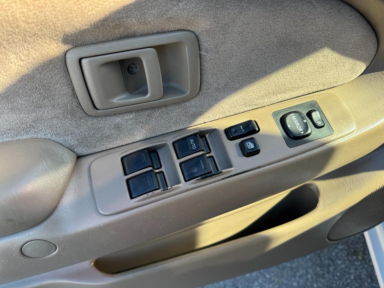 Toyota Tacoma DoubleCab PreRunner V6 Auto (Natl) 2002