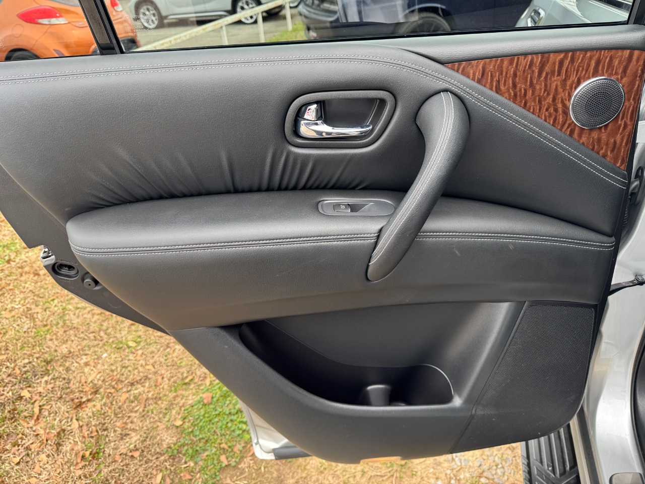 Nissan Armada 4x2 Platinum 2019