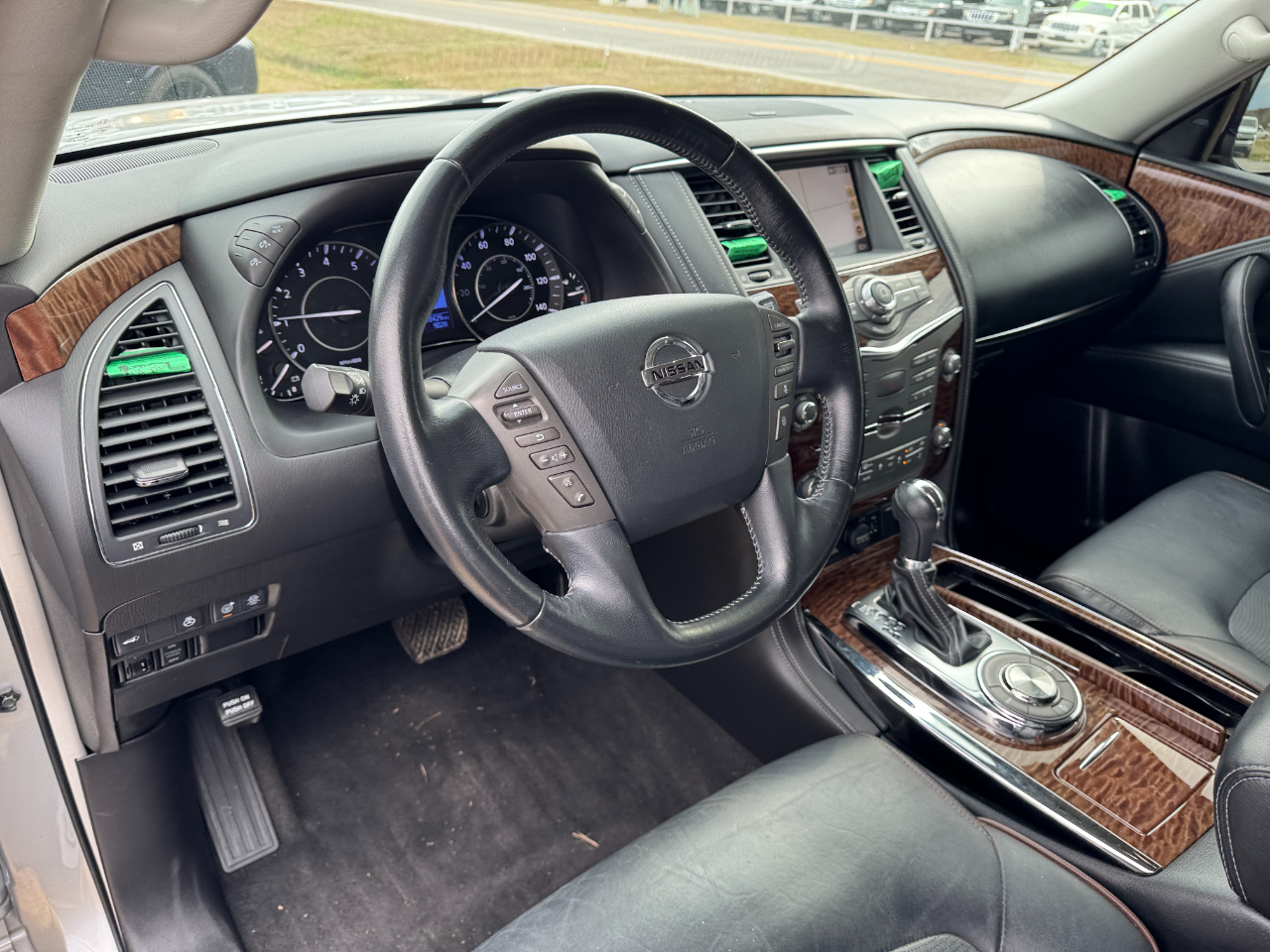 Nissan Armada 4x2 Platinum 2019