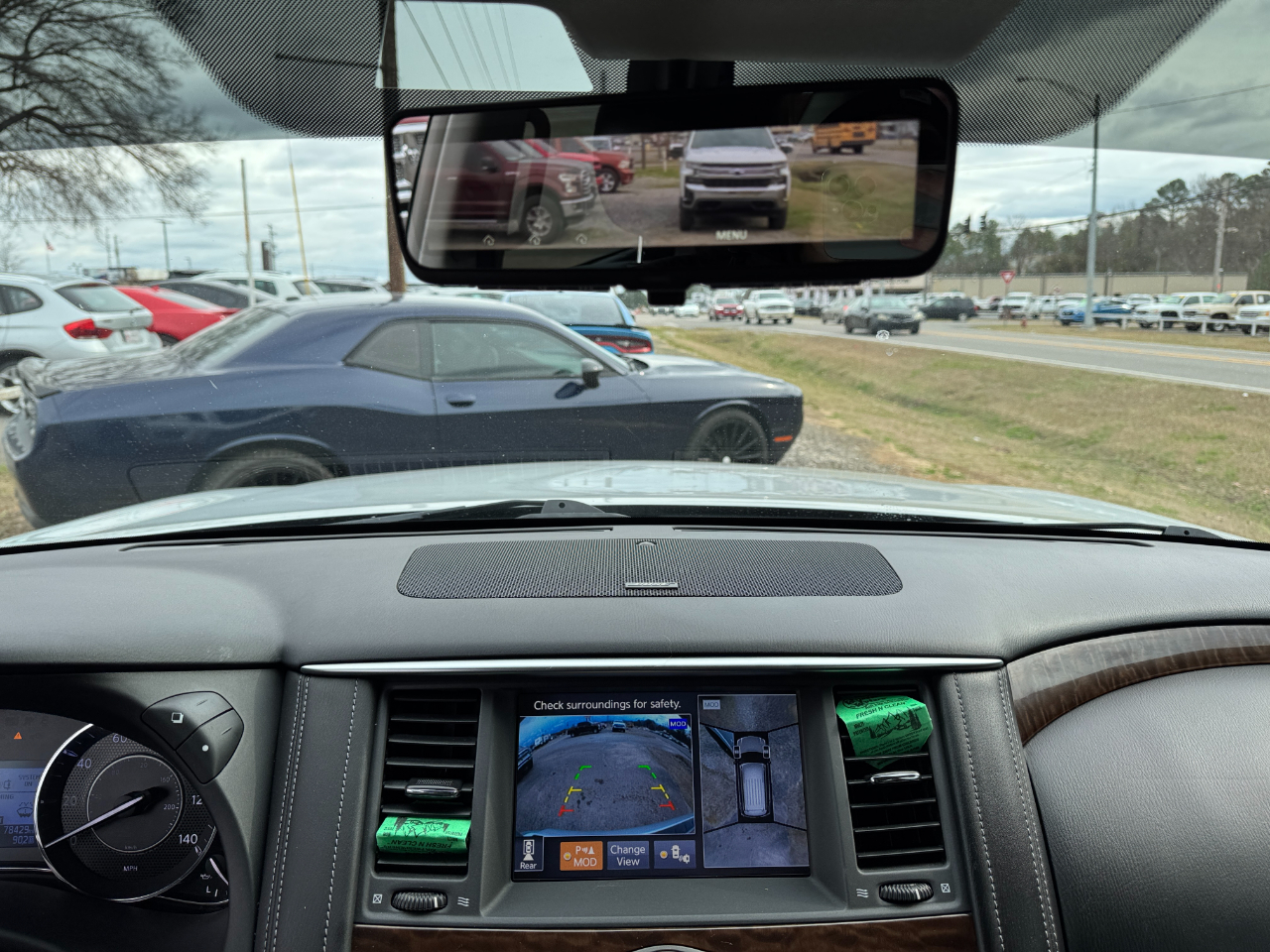 Nissan Armada 4x2 Platinum 2019