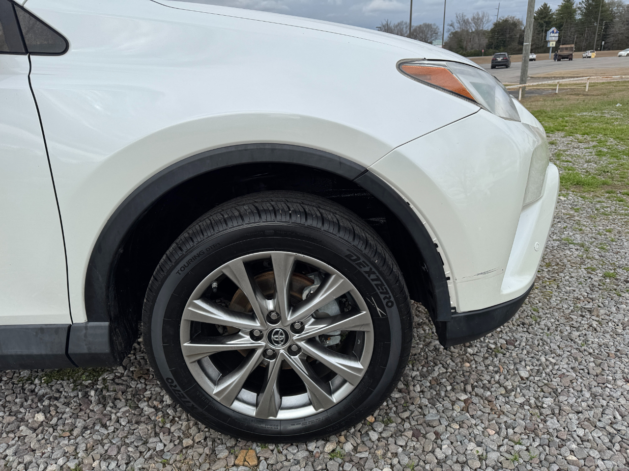 Toyota RAV4 Limited FWD (Natl) 2018