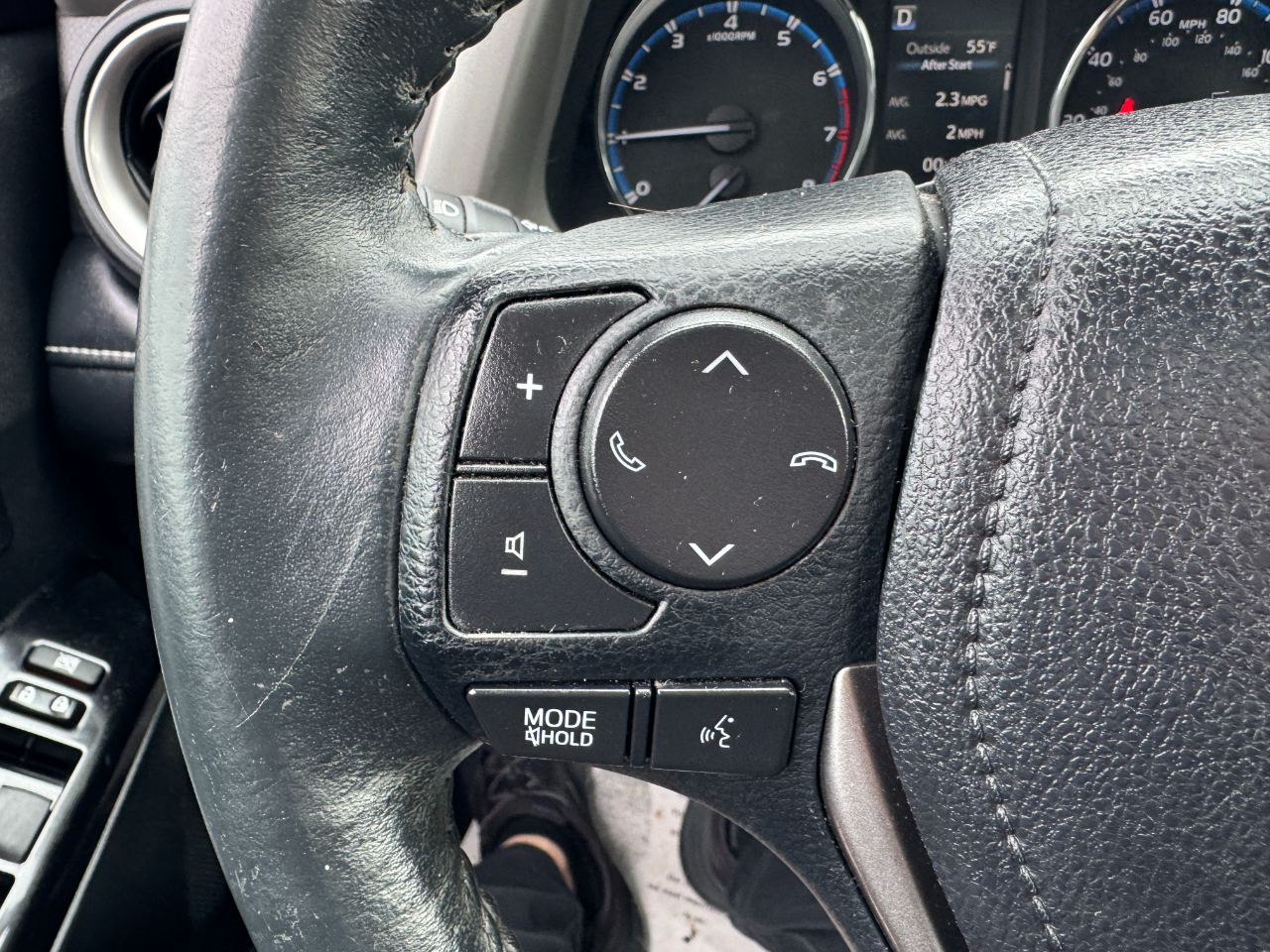 Toyota RAV4 Limited FWD (Natl) 2018