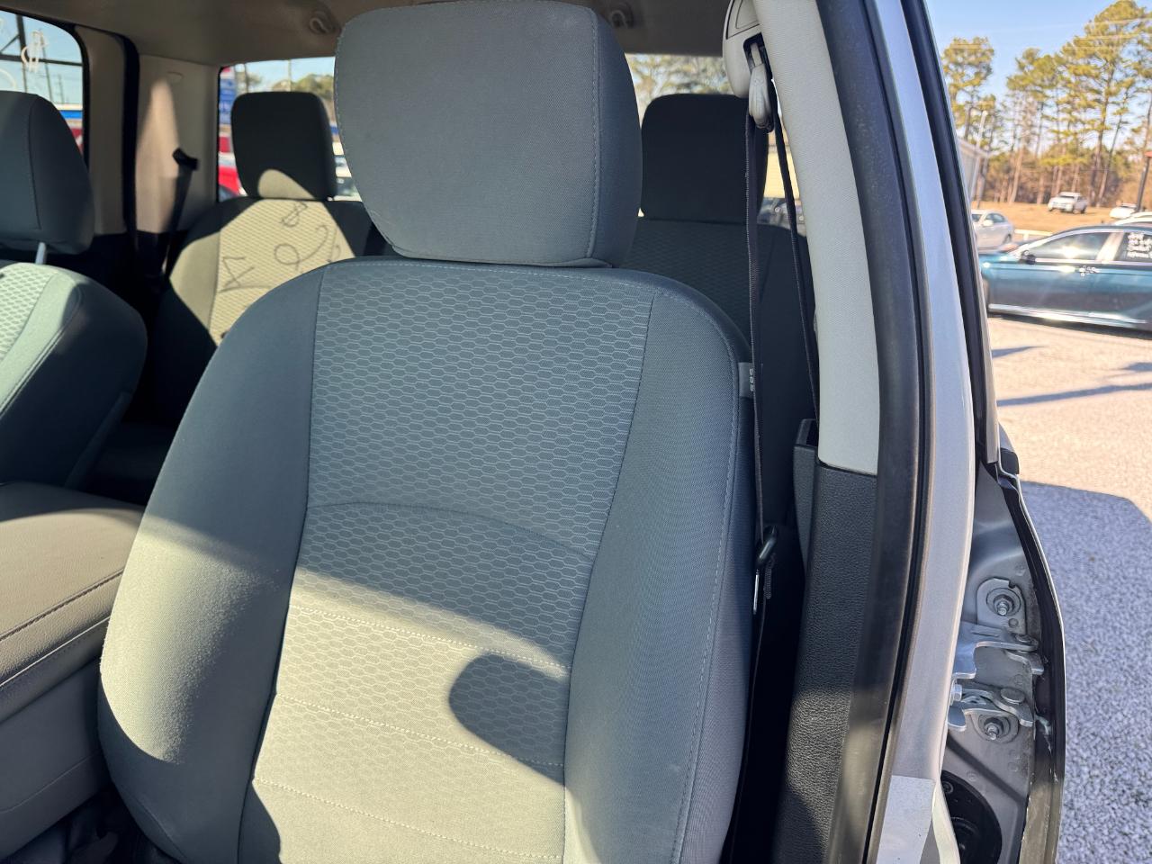 RAM 2500 4WD Crew Cab 149" Tradesman 2016