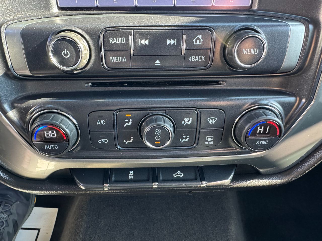 Chevrolet Silverado 1500 4WD Double Cab 143.5" LT w/1LT 2015