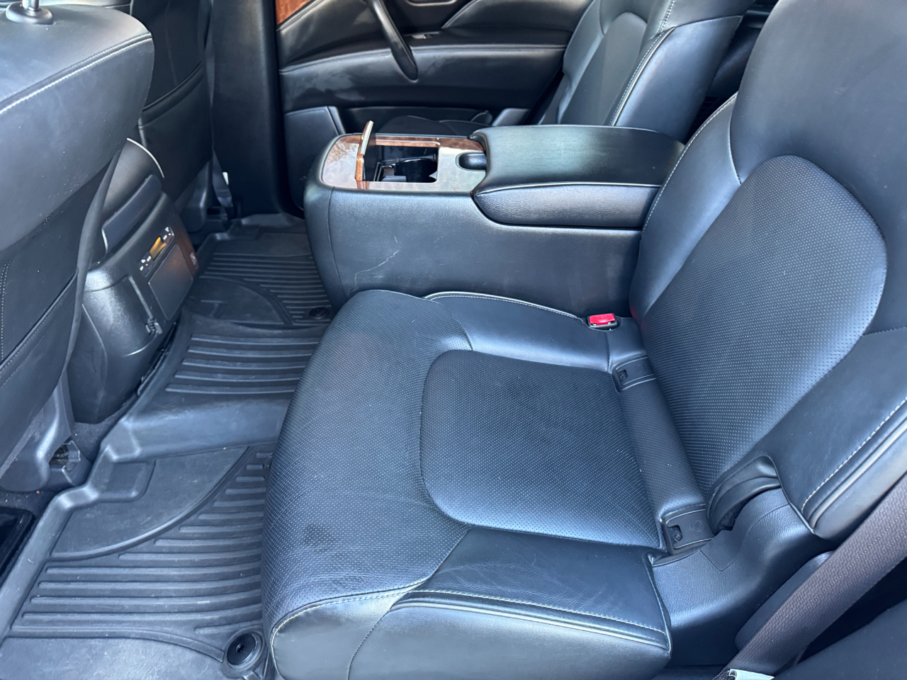 Infiniti QX80 LUXE RWD 2019