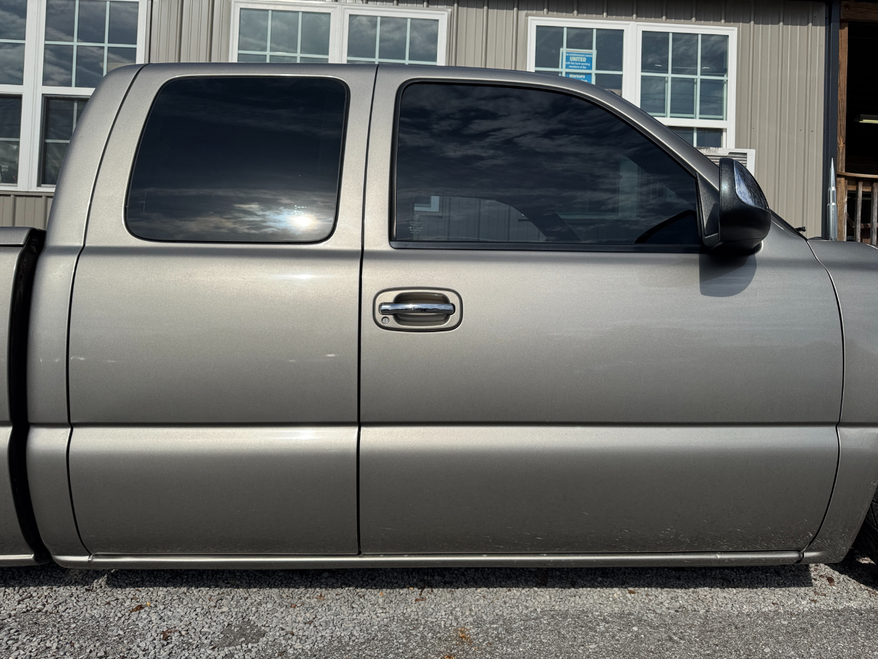 Chevrolet Silverado 1500 4dr Ext Cab 143.5" WB LS 2000