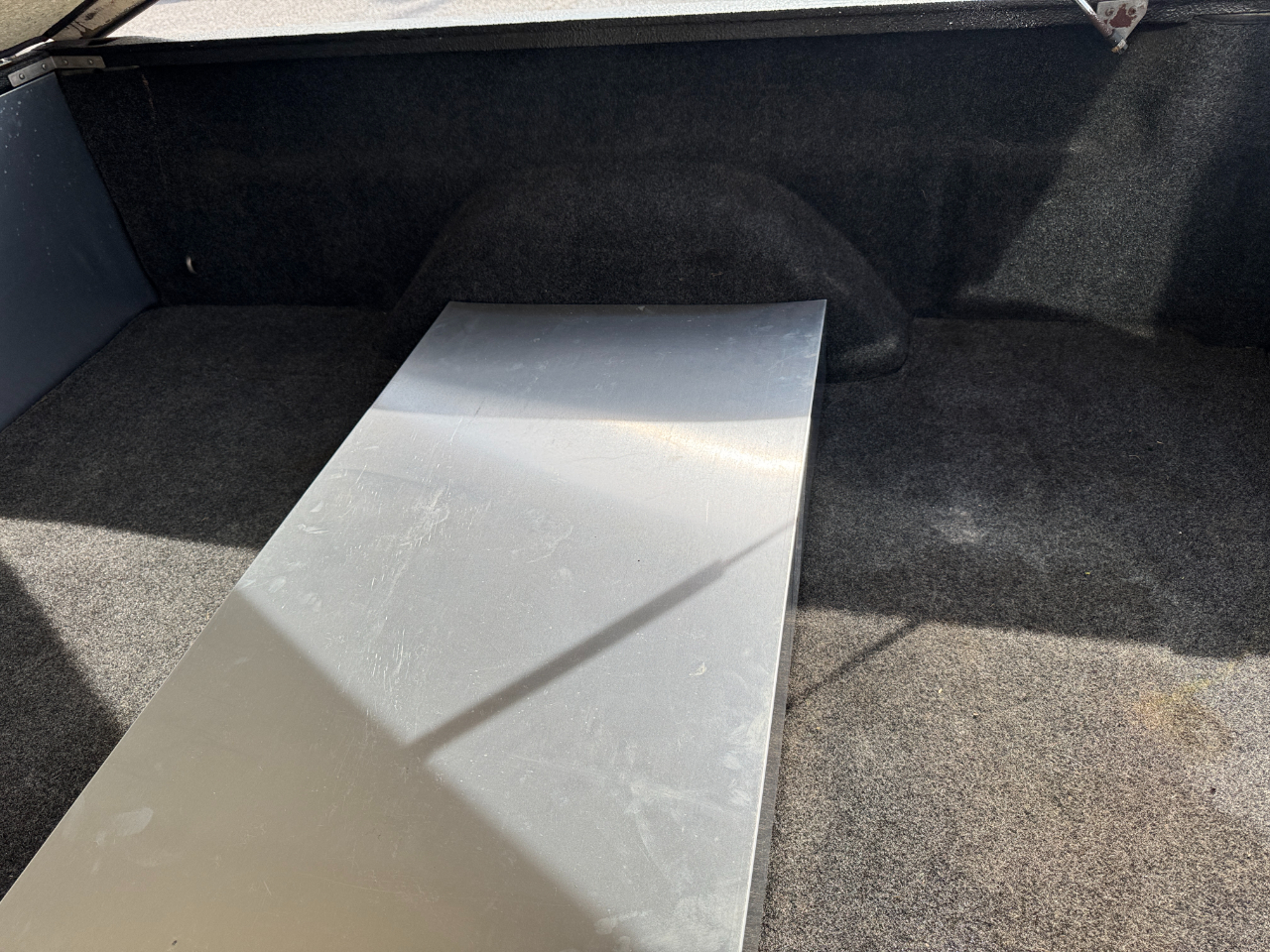 Chevrolet Silverado 1500 4dr Ext Cab 143.5" WB LS 2000