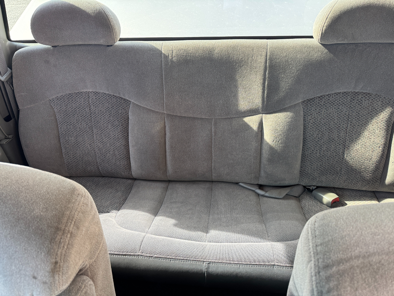 Chevrolet Silverado 1500 4dr Ext Cab 143.5" WB LS 2000