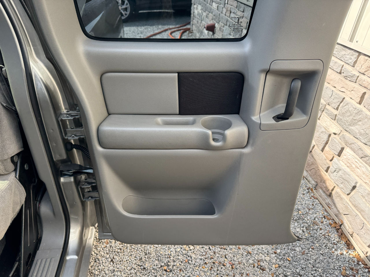 Chevrolet Silverado 1500 4dr Ext Cab 143.5" WB LS 2000