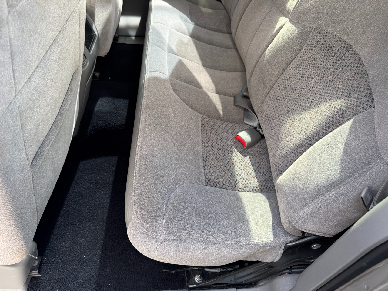 Chevrolet Silverado 1500 4dr Ext Cab 143.5" WB LS 2000