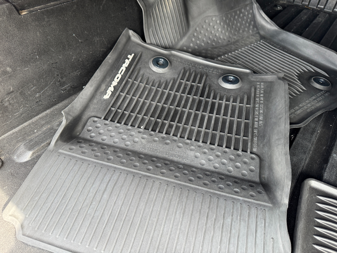 Toyota Tacoma 4WD SR5 Double Cab 5' Bed V6 AT (Natl) 2020