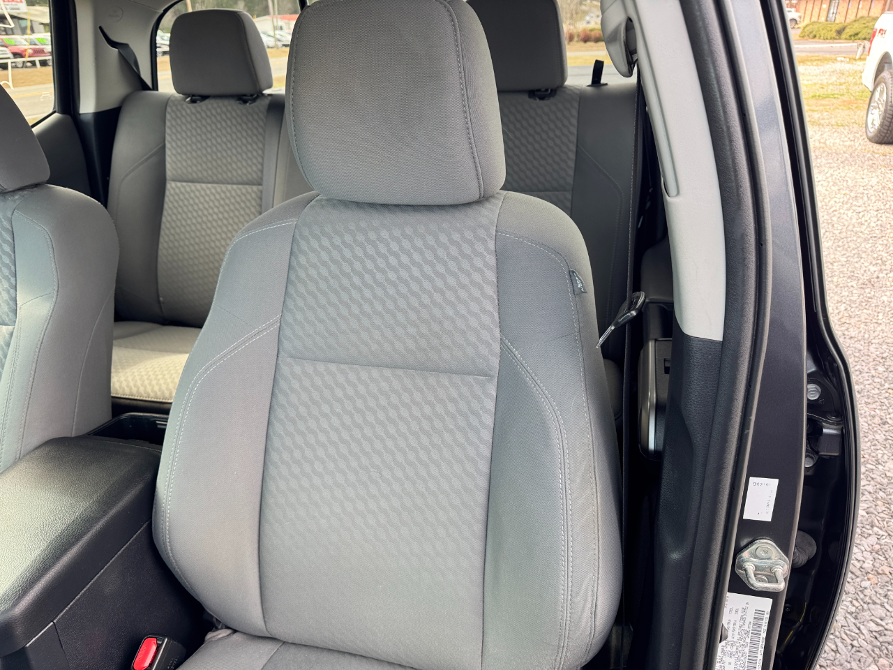 Toyota Tacoma 4WD SR5 Double Cab 5' Bed V6 AT (Natl) 2020