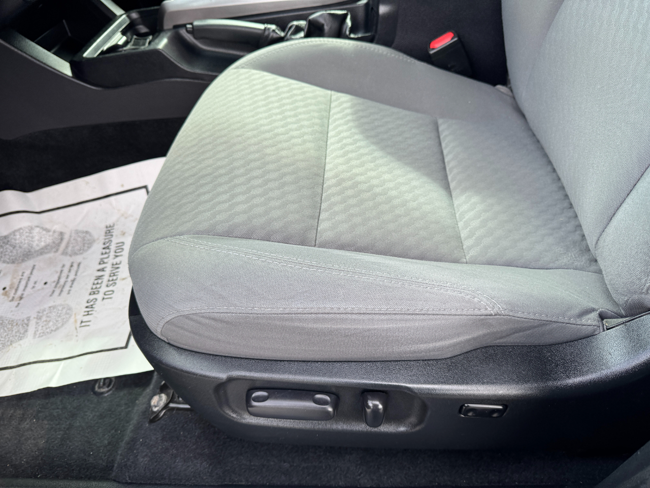 Toyota Tacoma 4WD SR5 Double Cab 5' Bed V6 AT (Natl) 2020