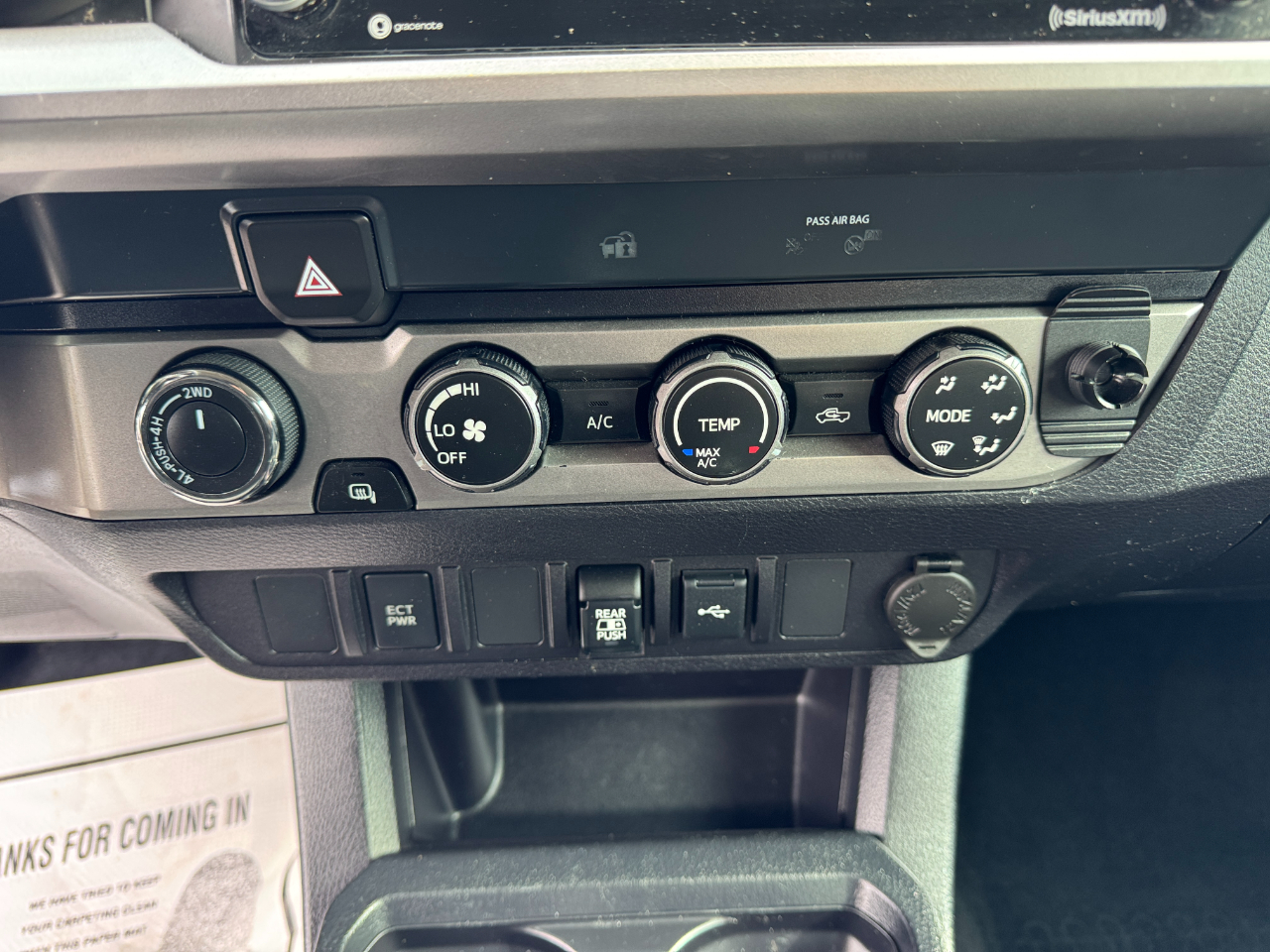 Toyota Tacoma 4WD SR5 Double Cab 5' Bed V6 AT (Natl) 2020