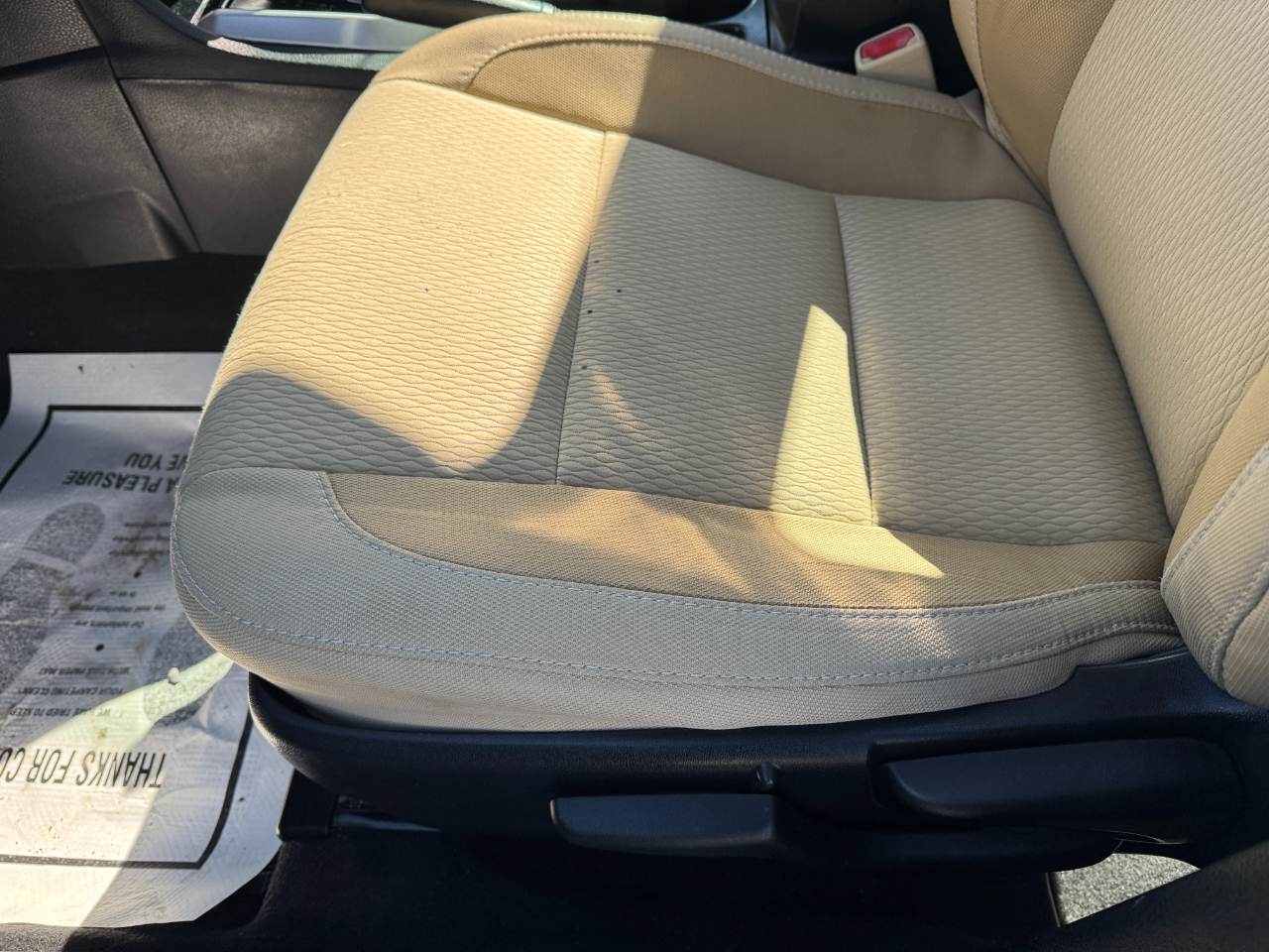 Toyota Corolla LE CVT (Natl) 2019