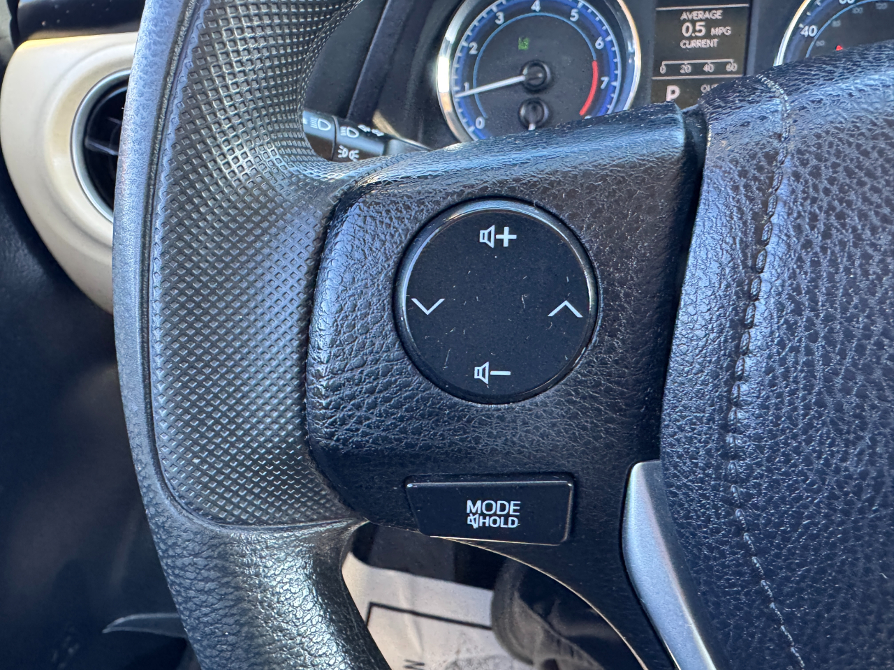 Toyota Corolla LE CVT (Natl) 2019