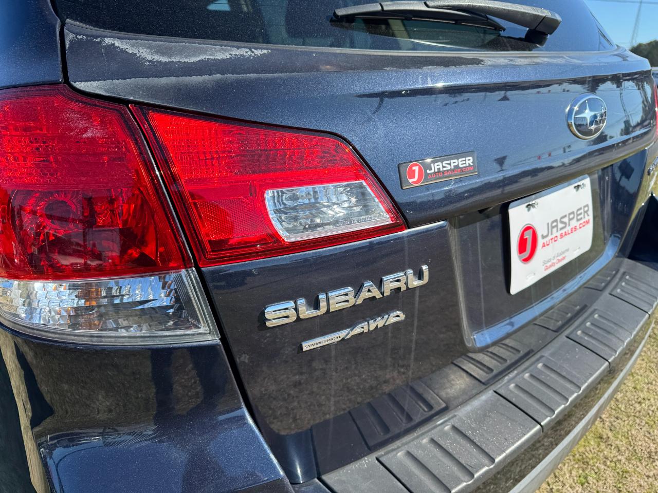 Subaru Outback 4dr Wgn H4 Auto 2.5i Limited 2013