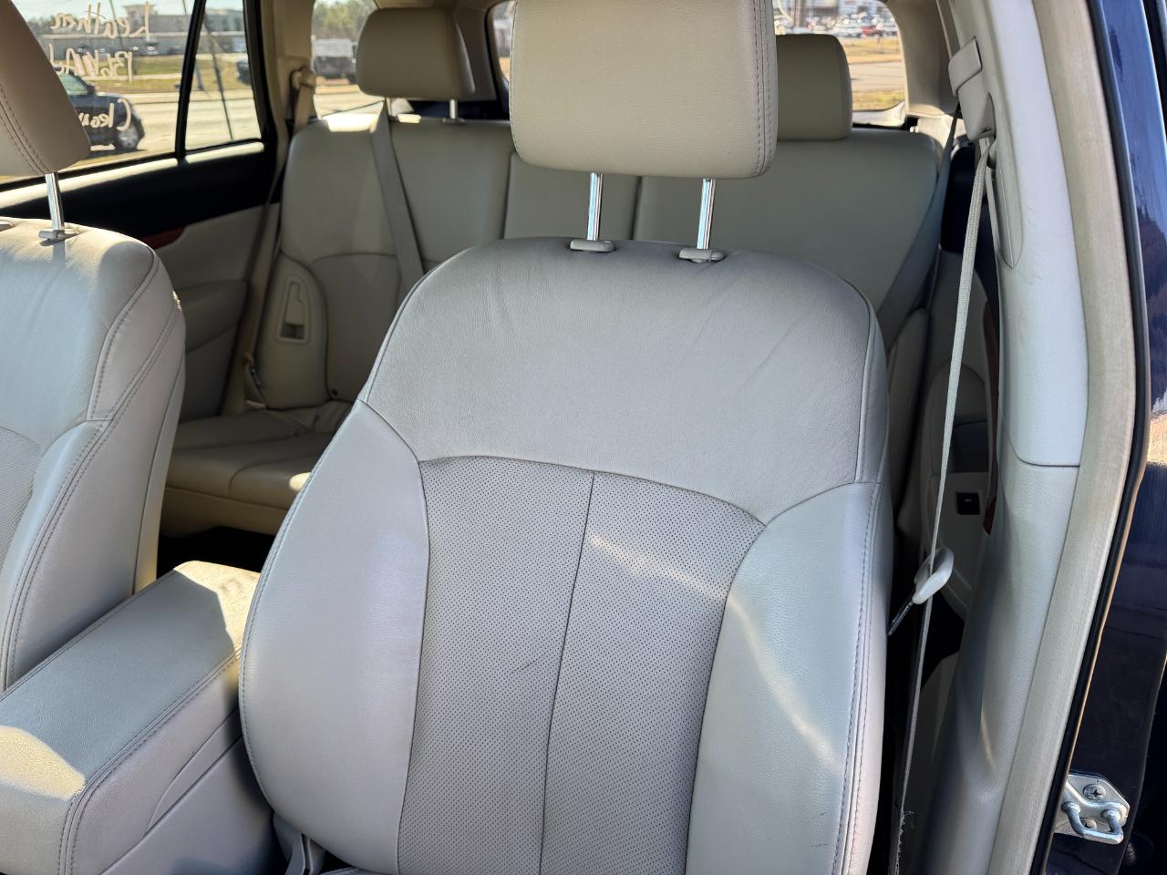 Subaru Outback 4dr Wgn H4 Auto 2.5i Limited 2013