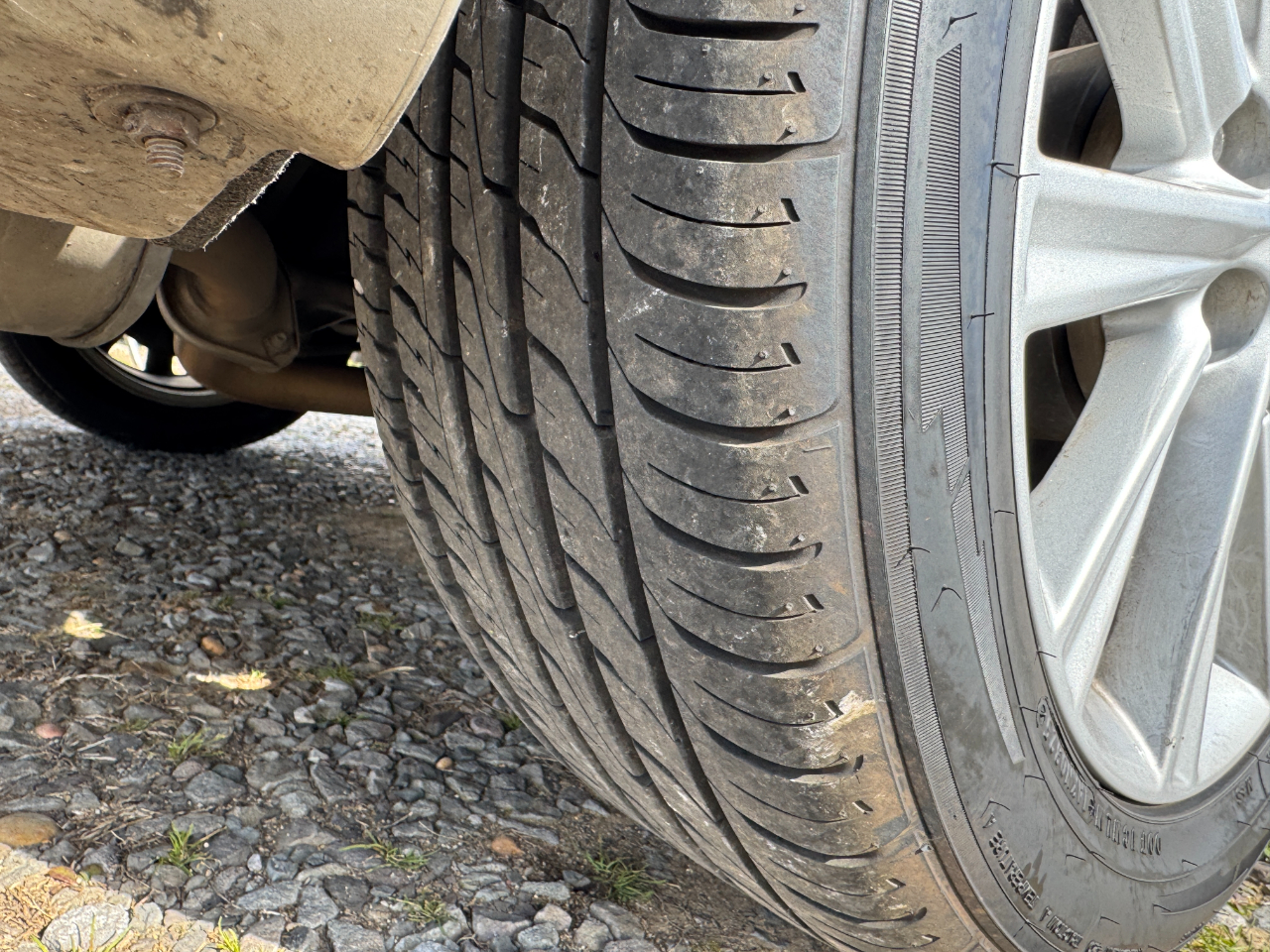 Toyota Camry 4dr Sdn I4 Auto XLE (Natl) 2014