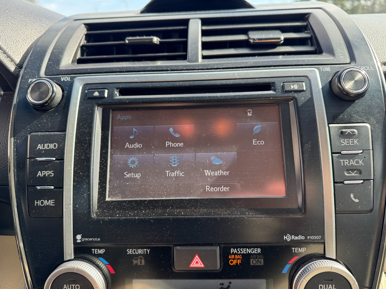 Toyota Camry 4dr Sdn I4 Auto XLE (Natl) 2014