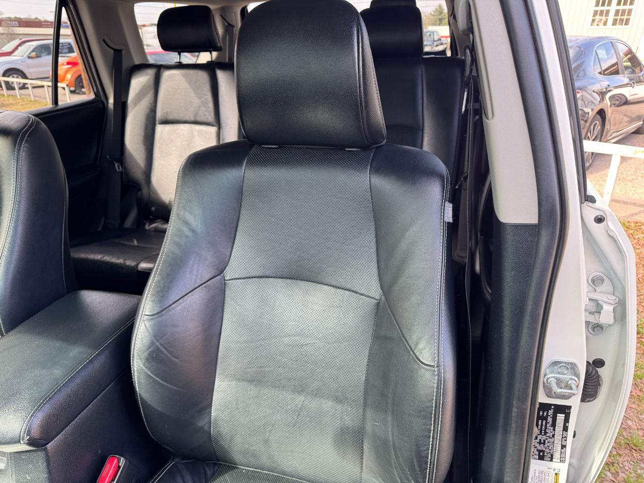 Toyota 4Runner 4WD 4dr V6 Limited (Natl) 2014