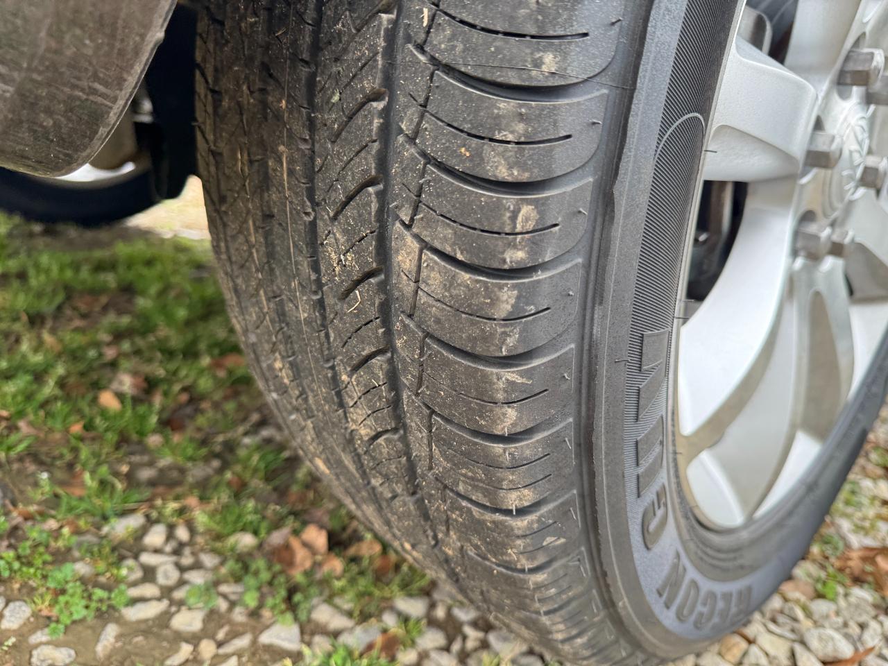 Buick Enclave FWD 4dr Premium 2015