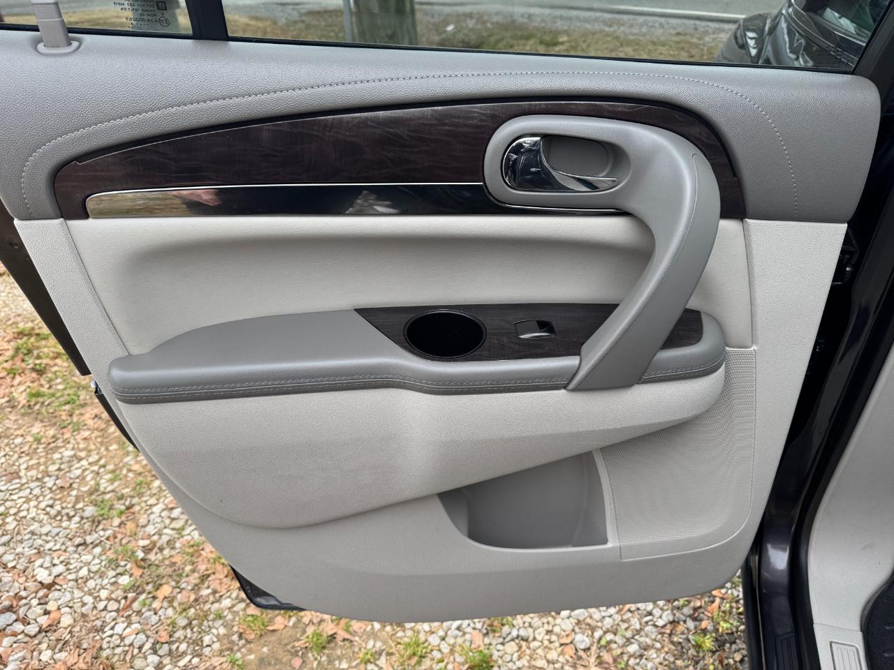 Buick Enclave FWD 4dr Premium 2015