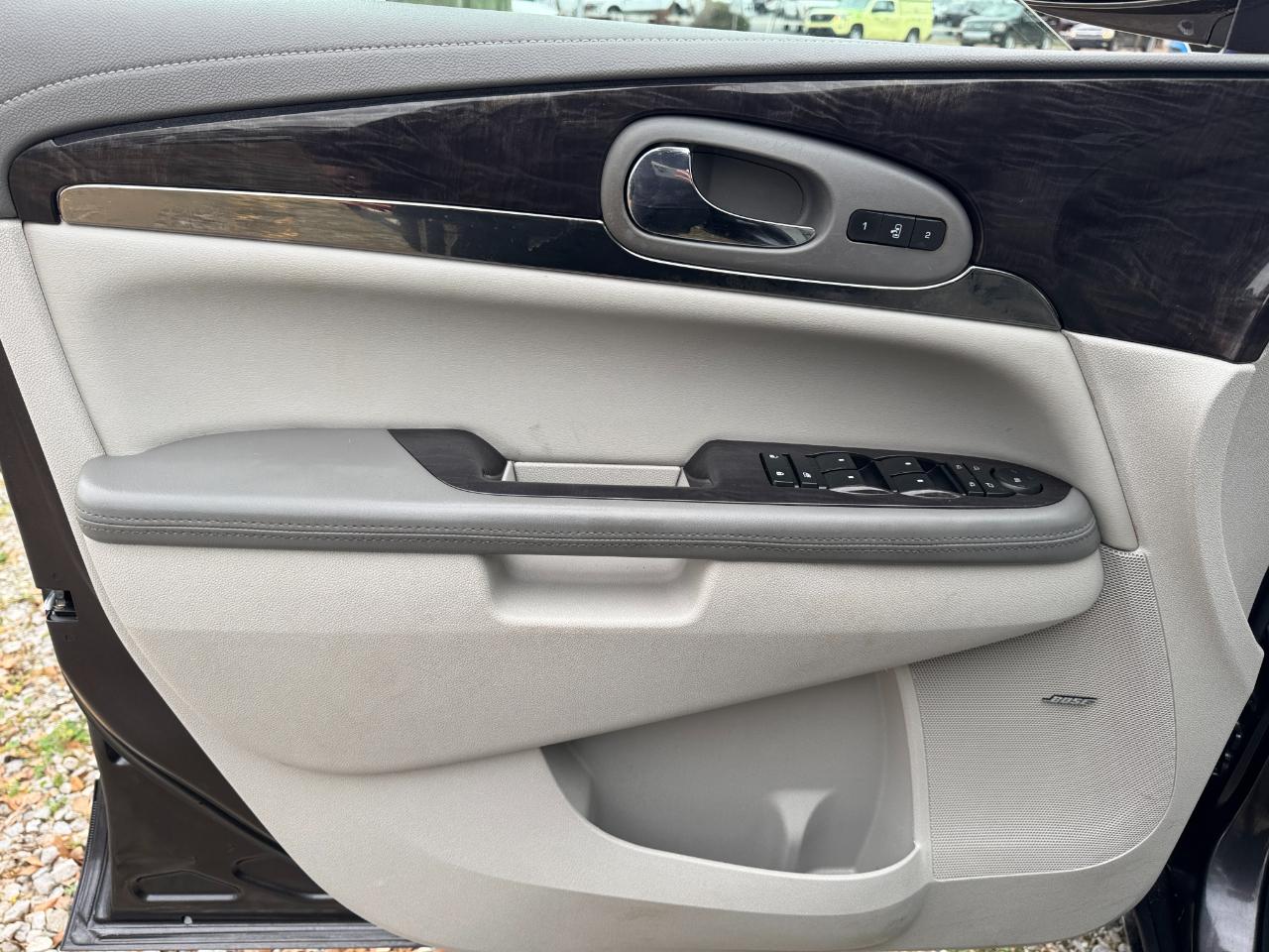 Buick Enclave FWD 4dr Premium 2015