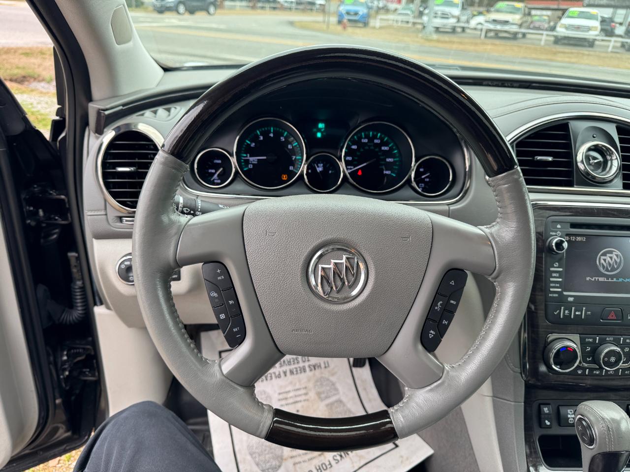 Buick Enclave FWD 4dr Premium 2015