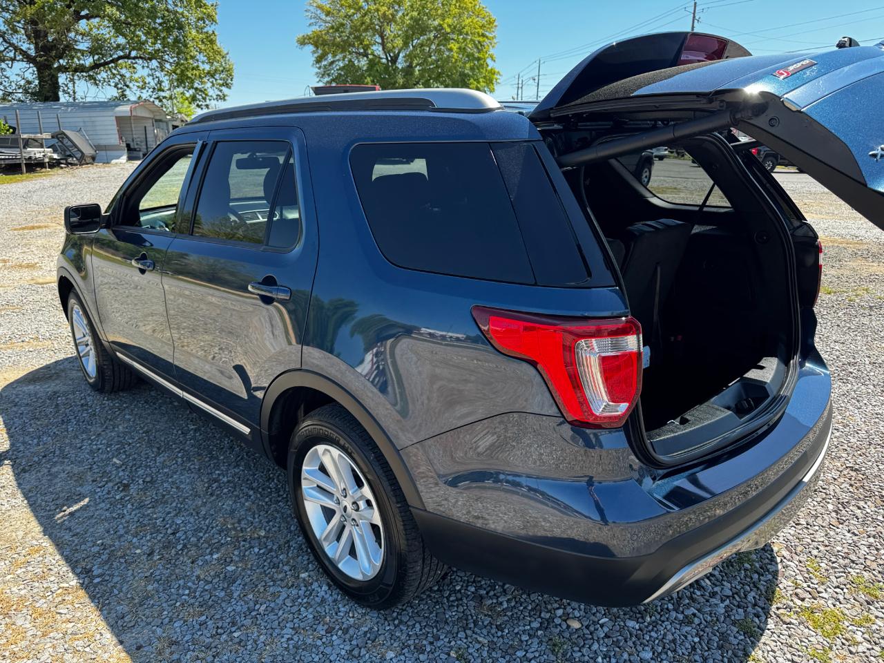 Ford Explorer XLT FWD 2017