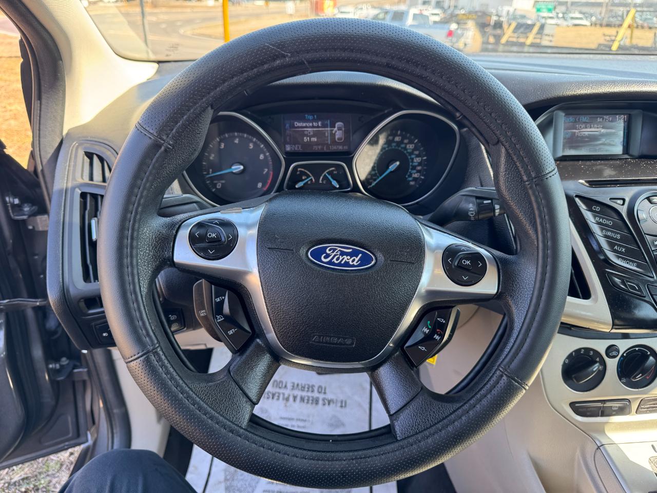 Ford Focus 5dr HB SE 2012