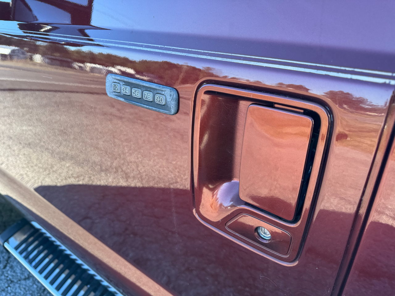 Ford Super Duty F-250 SRW 4WD Crew Cab 172" Platinum 2015