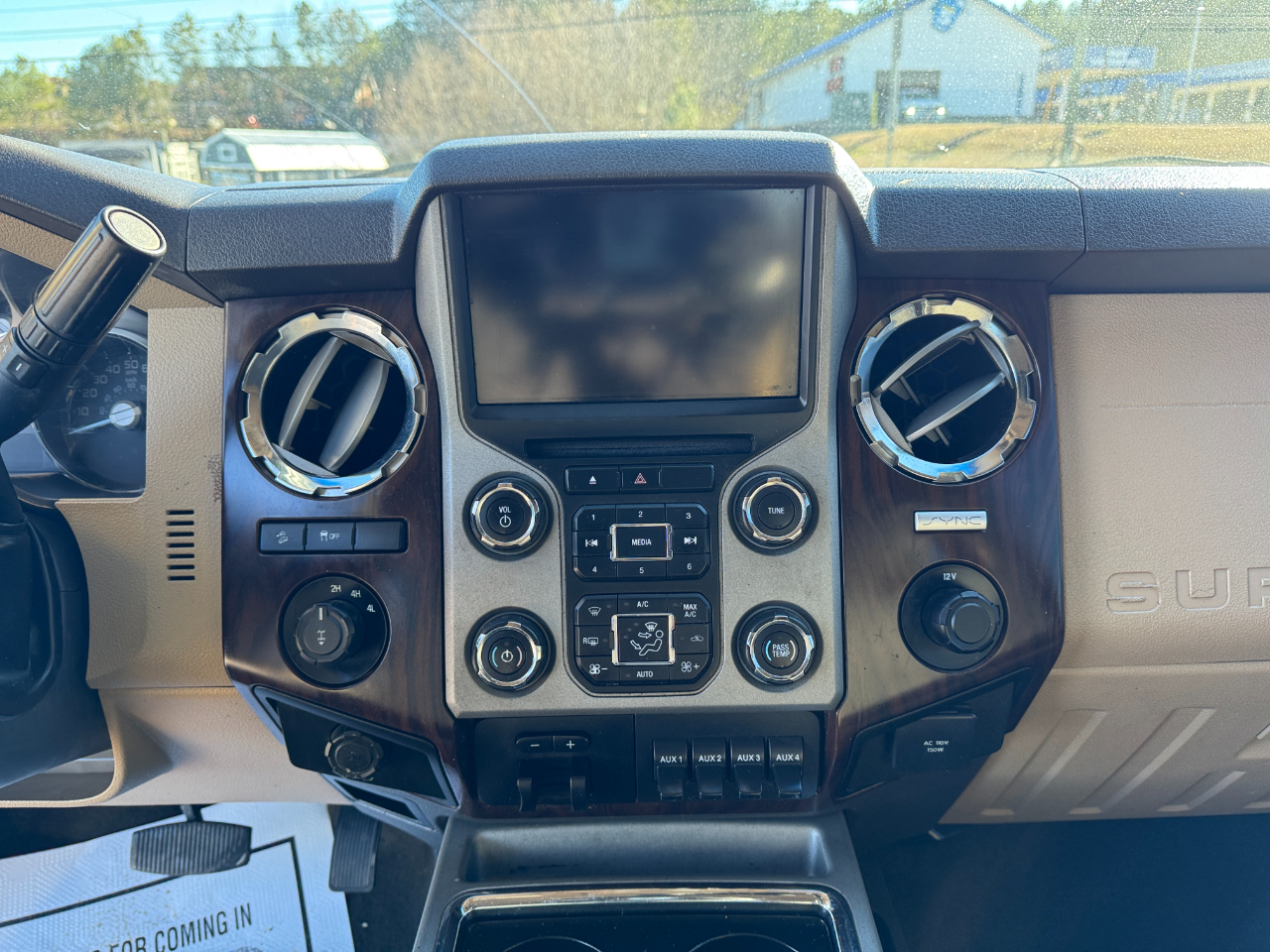 Ford Super Duty F-250 SRW 4WD Crew Cab 172" Platinum 2015