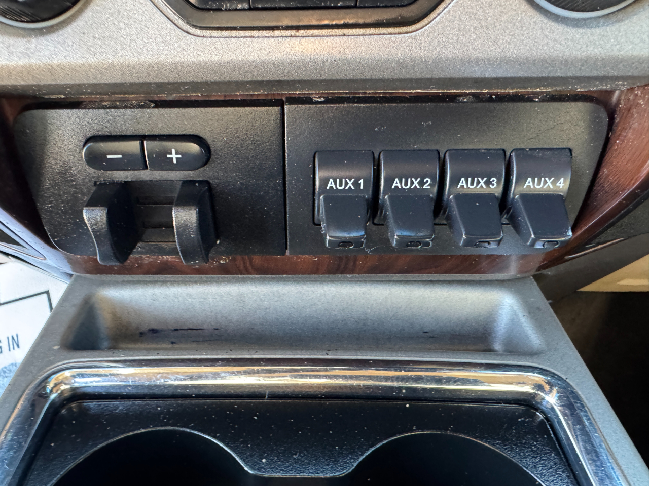 Ford Super Duty F-250 SRW 4WD Crew Cab 172" Platinum 2015